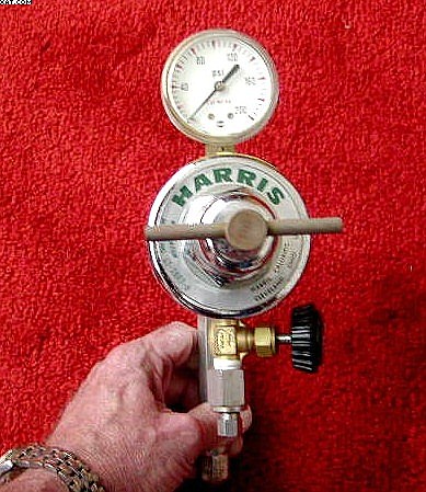 HARRIS CALORIFIC CO. Oxygen Line Regulator,